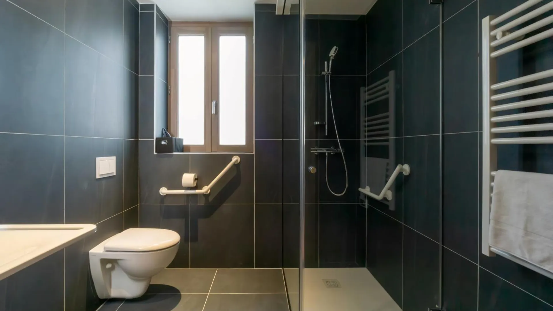 Hostellerie Du Petit Saint Bernard Bourg-Saint-Maurice Hotel