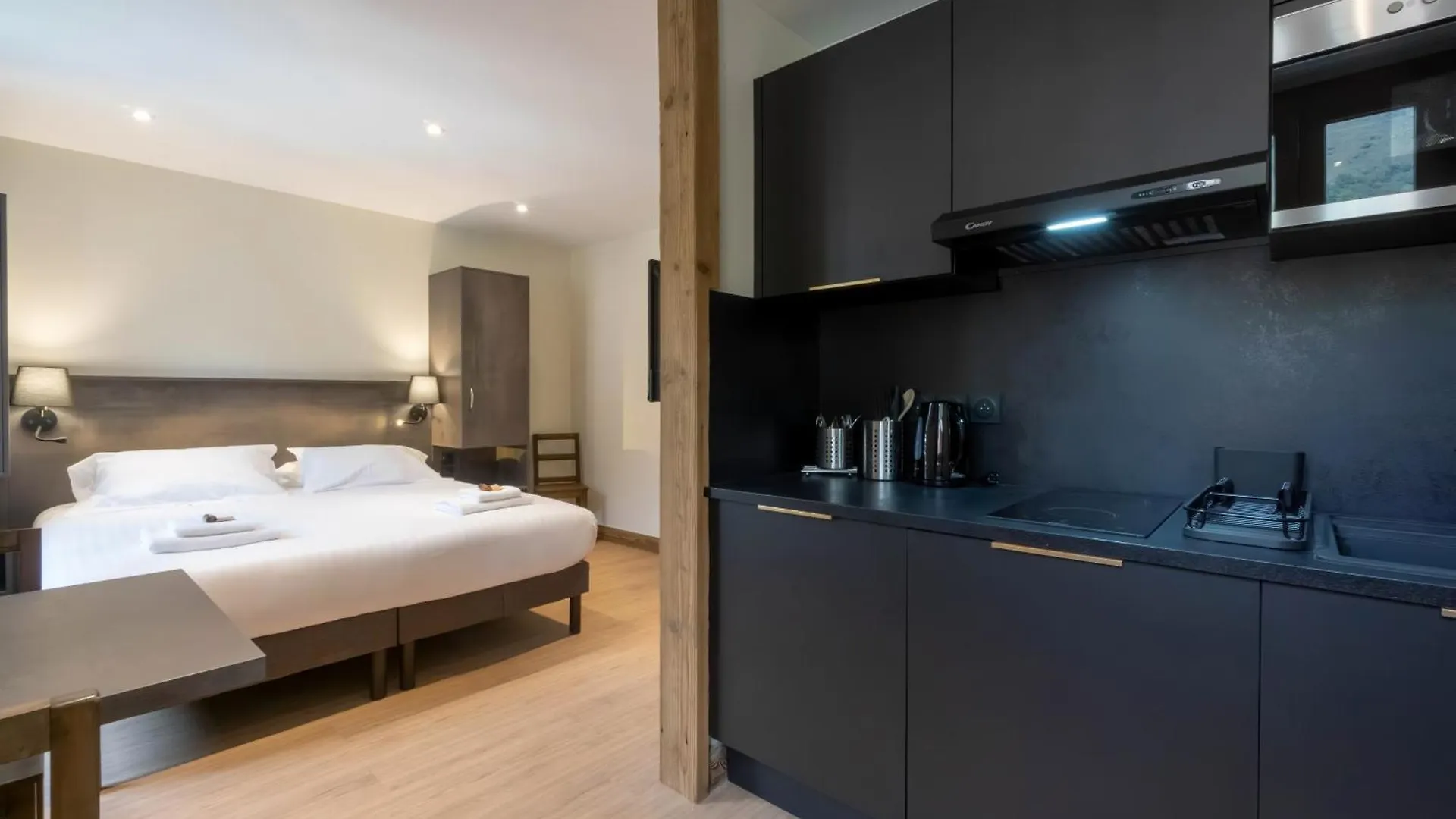Hostellerie Du Petit Saint Bernard Bourg-Saint-Maurice 0*,  France