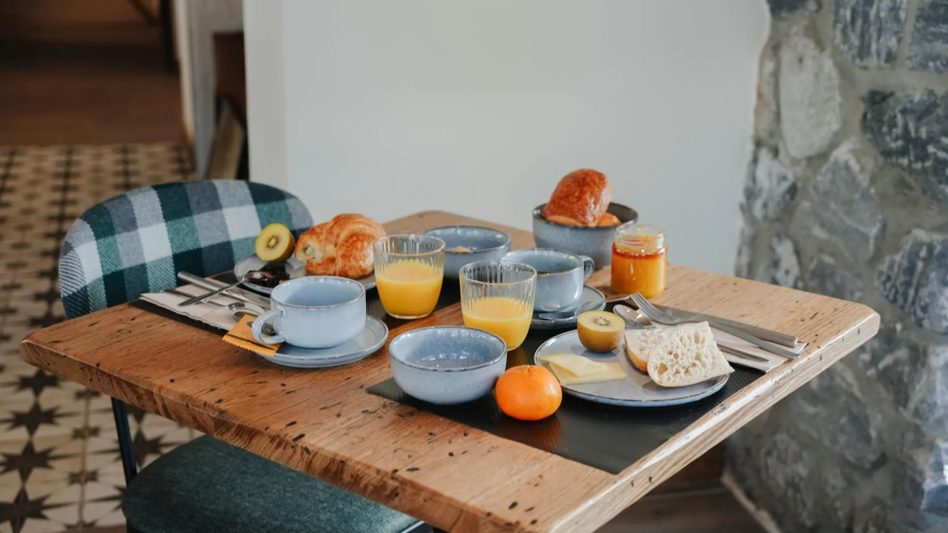 Hostellerie Du Petit Saint Bernard Bourg-Saint-Maurice Hotel