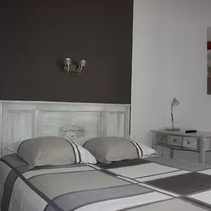 Le Midi Hotel Montaigu-de-Quercy